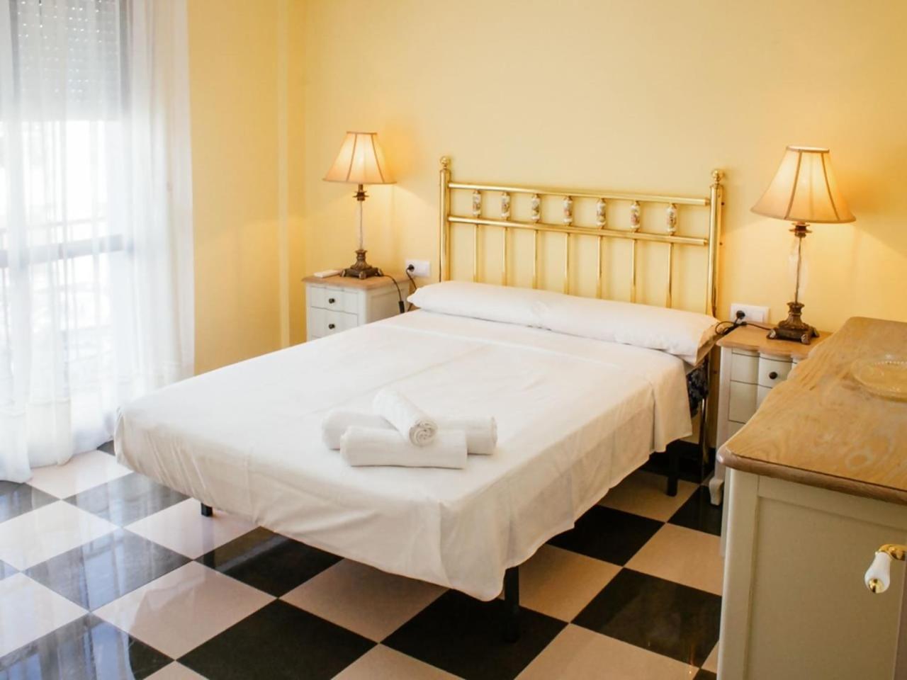 דירות Tipica Casa En Frigiliana Con Patio Y Terraza מראה חיצוני תמונה